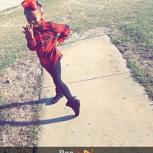 Meet your Posher, Yuri